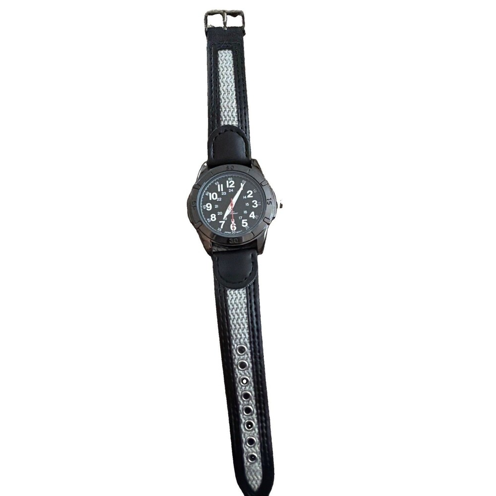 FMD Quartz Analog Men's Watch New Battery FMD Men's Military-Style Field Watch